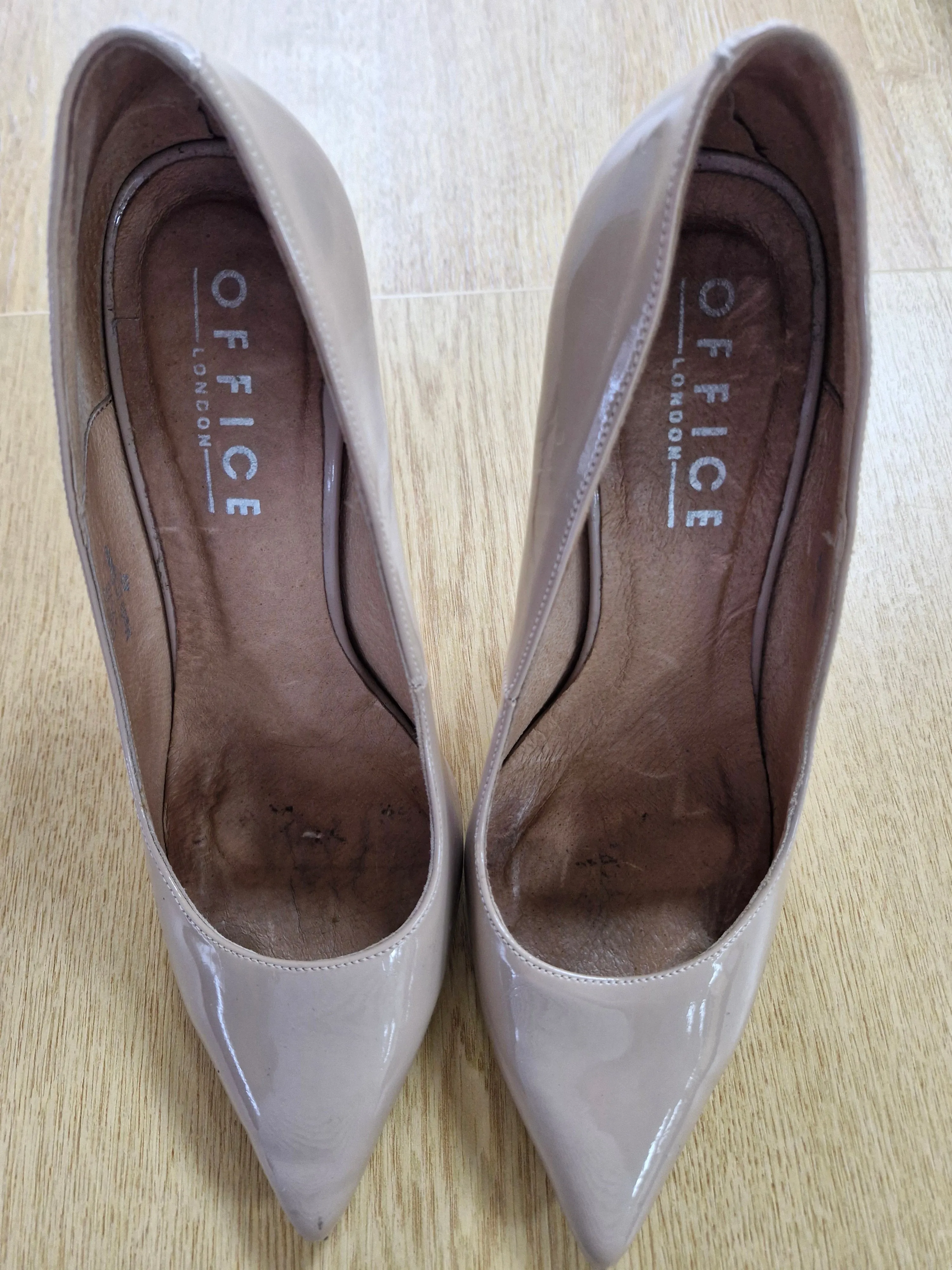 Beige Office Patent Heels / Well Worn