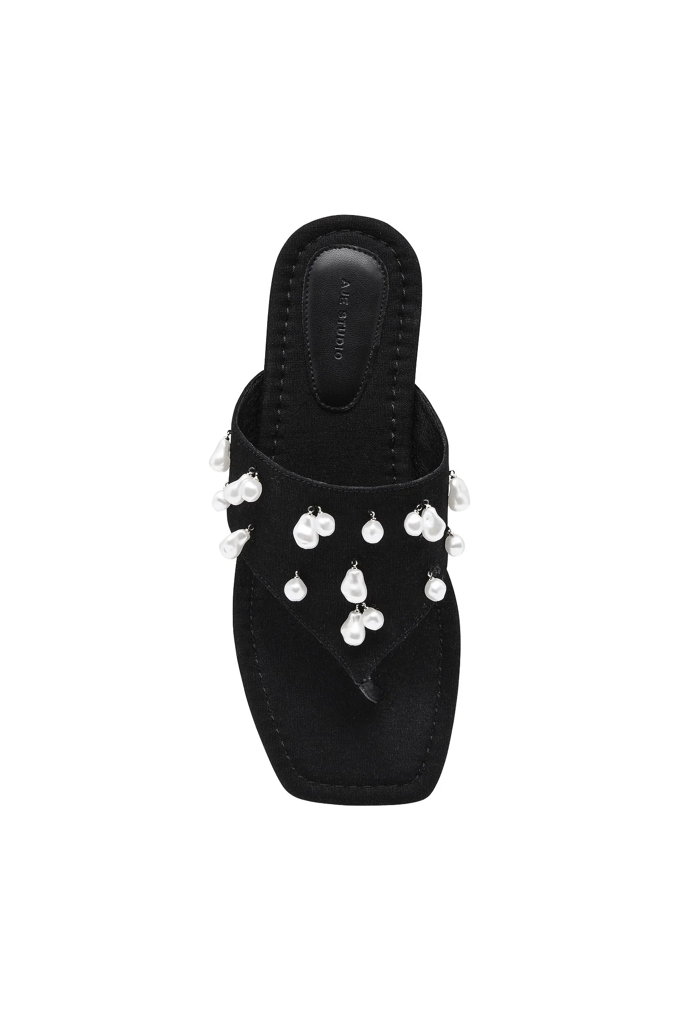 Pera Flat Sandal